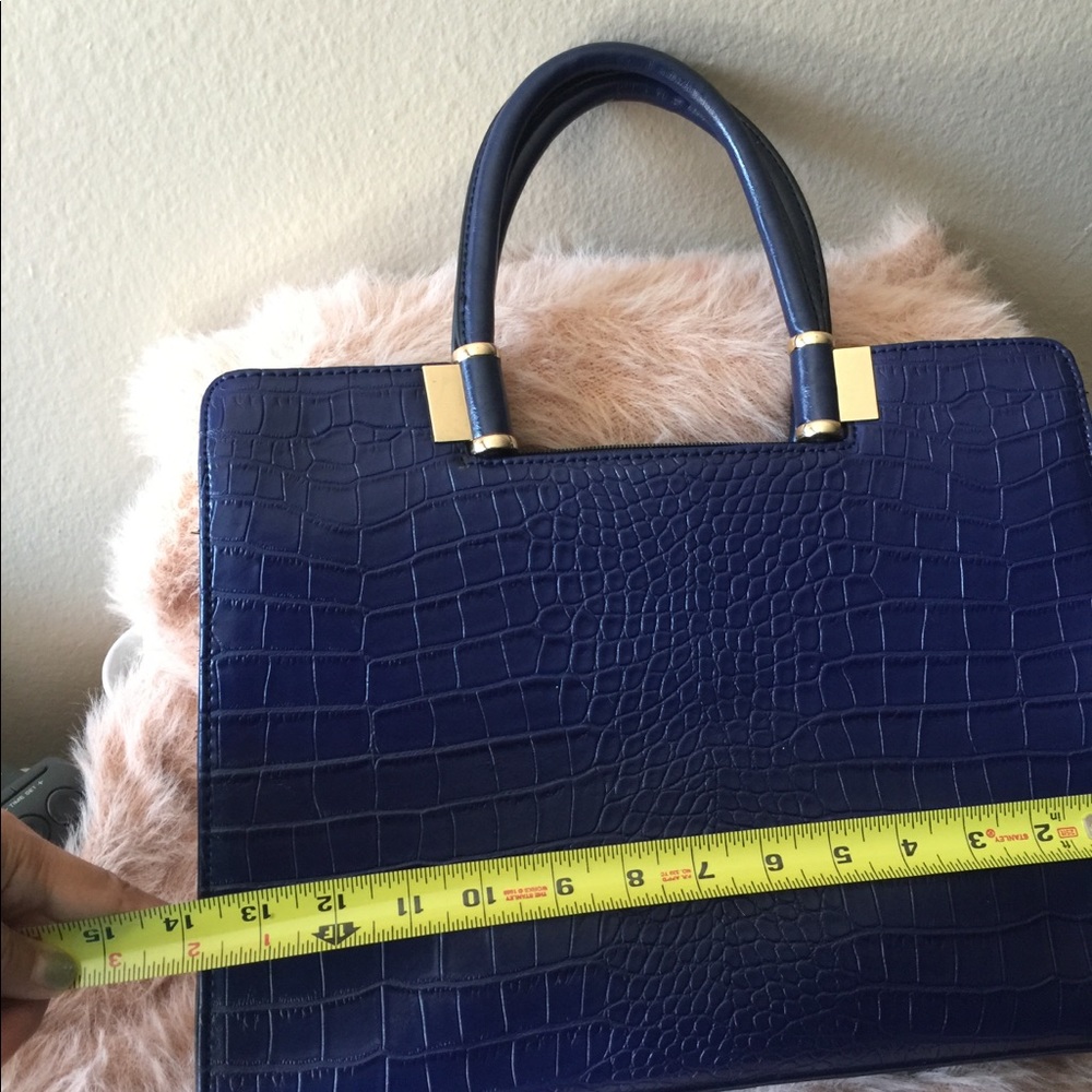 Functional Bag For Your Documents - image 3